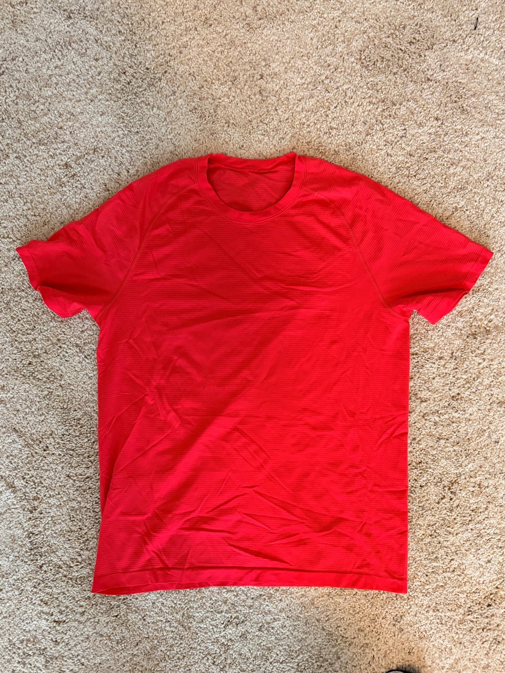 Lululemon Metal Vent Tech - Red/Orange